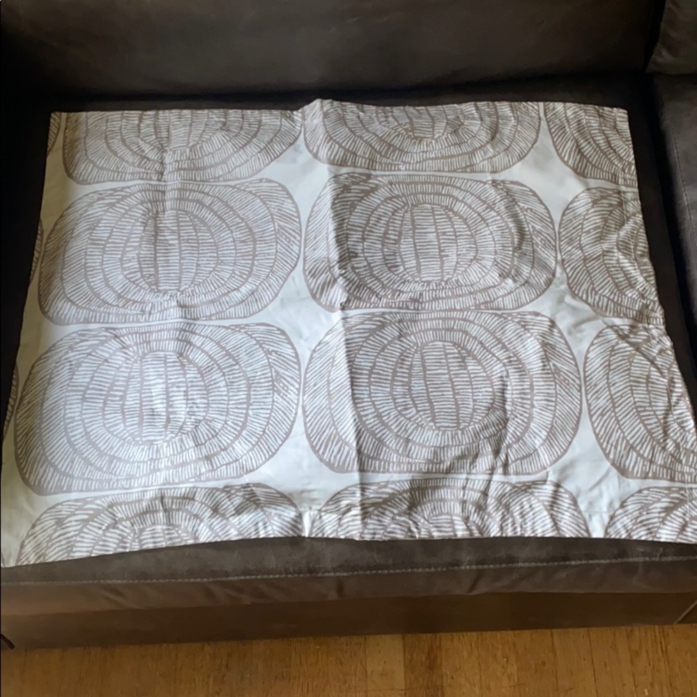100% Cotton Pillow Shams (set of 2)